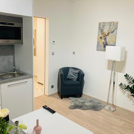 Apartement Blanc Harfa Design Praga Zewnętrze zdjęcie