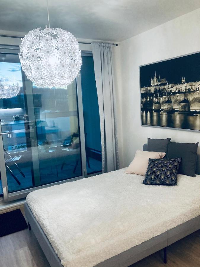 Apartement Blanc Harfa Design Praga Zewnętrze zdjęcie